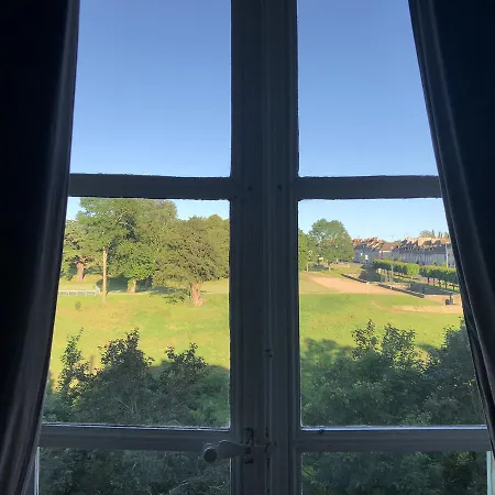 Castel Saint-leonard Bed & Breakfast Falaise (Calvados)